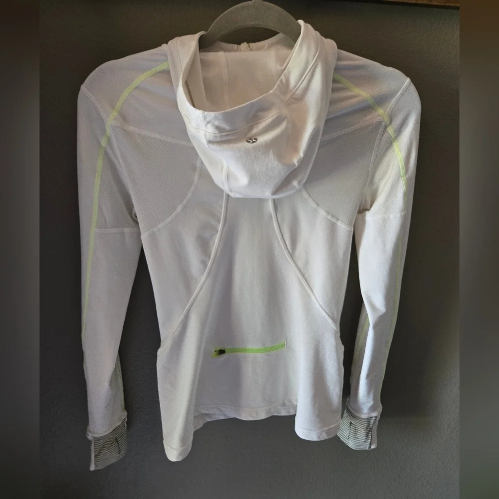Lululemon Hoodie 3/4 Zip Front Back Pocket 4 Summer Travel Packable Run Outdoors - Picture 3 of 12